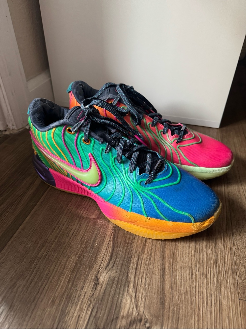 Nike Air Mens LeBron XXI 21 Optimism Blue Green Fuchsia size 9.5